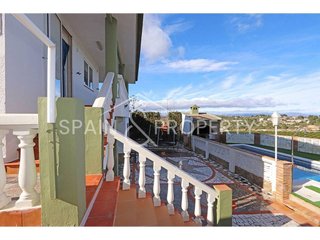 Chalet en venta en Monserrat