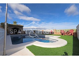 Chalet en venta en Monserrat