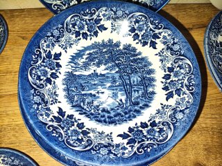 Vajilla Churchill Inglesa Azul y Blanca