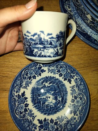 Vajilla Churchill Inglesa Azul y Blanca