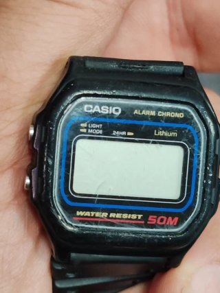 Reloj Casio Digital Clásico Negro