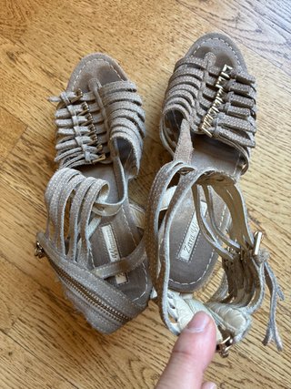 Sandalias Zara Talla 38 con Cremalleras