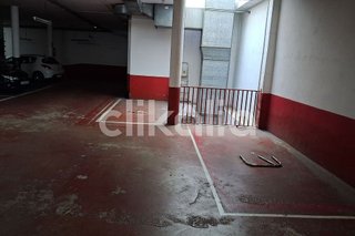 Garaje en venta en Centre en Cornellà de Llobregat