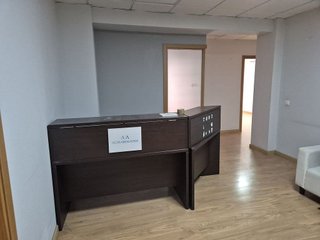 Oficina en alquiler en Triana Este en Sevilla