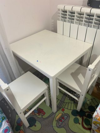 Mesa y 2 Sillas Infantiles IKEA