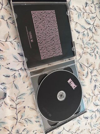 Beyoncé Visual Album CD + DVD