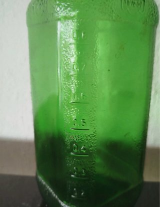 Conjunto 1 Garrafa e 1 frasco Sumol Verdes