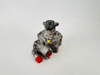 Bomba direccion Porsche Cayenne 7P5422154C