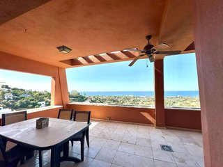 Ático en venta en El Rosario-Ricmar en Marbella