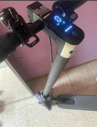 Patinete Eléctrico Negro sin cargador