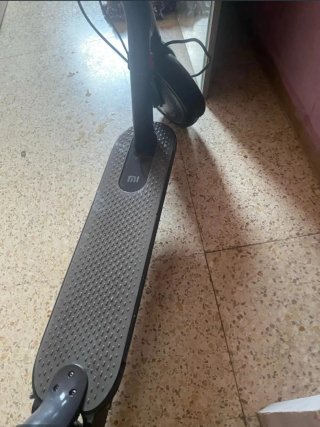 Patinete Eléctrico Negro sin cargador