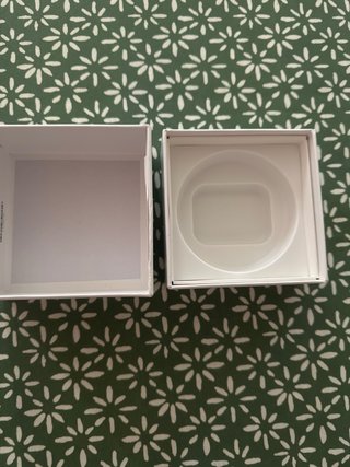 Caja AirPods Apple
