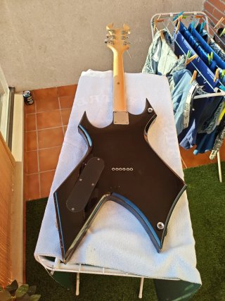 Guitarra BC Rich Warlock Edición Especial