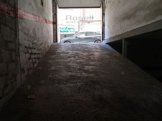 Garaje en venta en Cementiri Vell en Terrassa