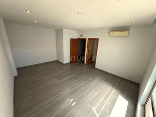 Local comercial en alquiler en Zona Avenida Europa en Pozuelo de Alarcón