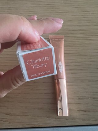 Charlotte Tilbury Glowgasm Beauty Light Wand