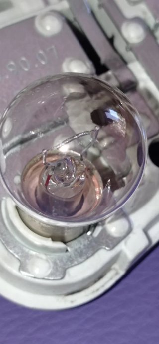 Portalámpara trasero izq Volvo S-40 año 2005.