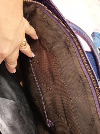 Bolso Loewe Piel Cocodrilo Morado Dorado