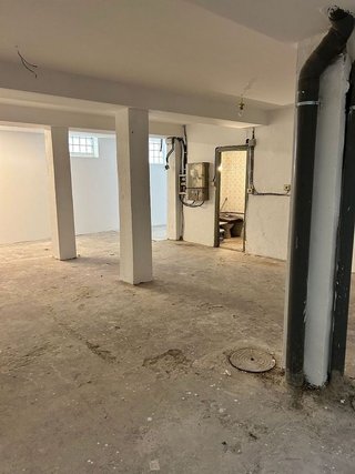 Local comercial en alquiler en Barrio de Uribarri en Bilbao