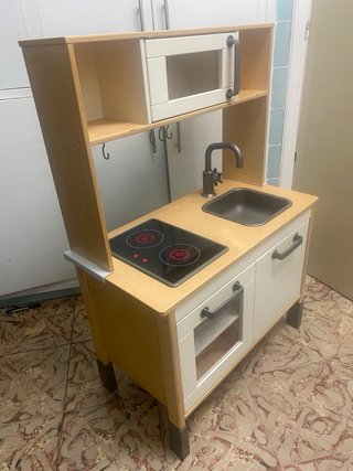 Cocina infantil en madera