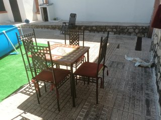 Mesa y 4 sillas forja