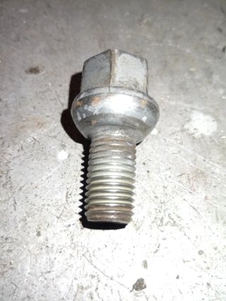 Tornillos de Rueda