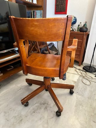 Silla de oficina de madera regulable
