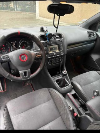 Volkswagen Golf Cabrio 2012