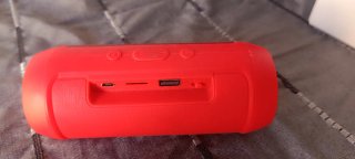 Altavoz portátil rojo