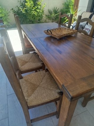Mesa extensible + 6 sillas madera