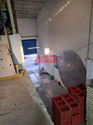 Nave industrial en venta en Monforte del Cid