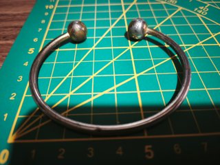 Pulsera Vintage Metálica Bolas Doradas/Plateadas