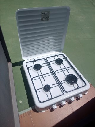 Cocina portátil 4 fuegos
