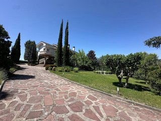 Chalet en alquiler en Hoyo de Manzanares