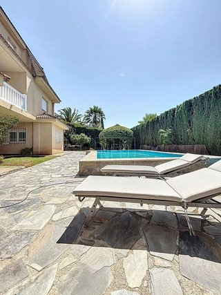 Chalet en venta en Padul
