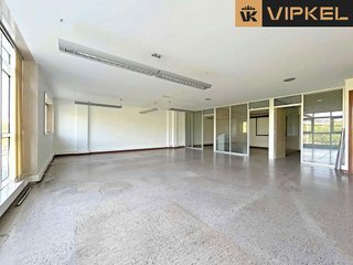 Local comercial en alquiler en Os Mallos - San Cristóbal en Coruña (A)