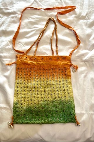 Dos bolsos playeros tipo étnico 6€. los dos