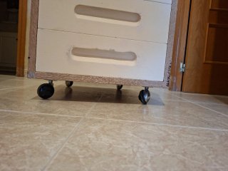 Cómoda 3 cajones madera y blanco