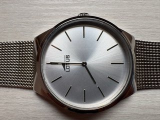 Reloj Lotus Plateado Modelo:18285