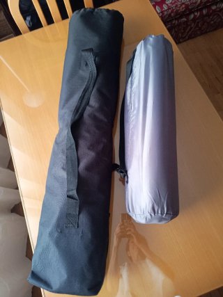 Cama de camping plegable con estera auto-hinchable