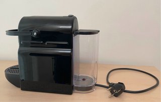 Cafetera Nespresso Inissia D40 Negra