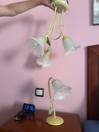 Lámparas de techo y mesa floral