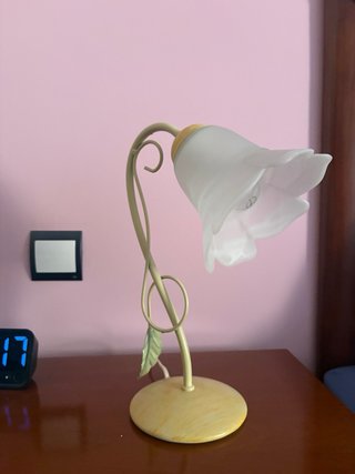 Lámparas de techo y mesa floral