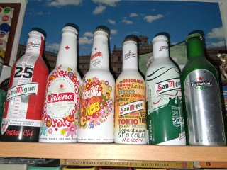 6 botellines de cerveza vacios