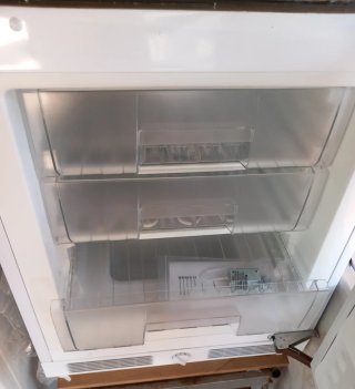 Congelador Nuevo Bajo Encimera Integrado