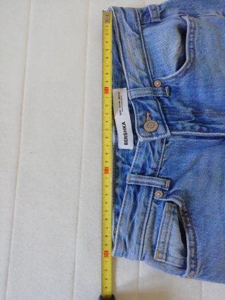 Pantalón vaquero Talla XXS Bershka