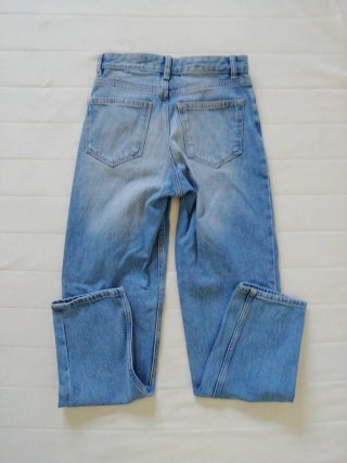 Pantalón vaquero Talla XXS Bershka