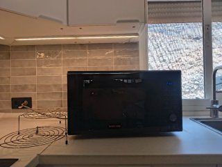 Horno, microondas, y freidora de aire todo en uno