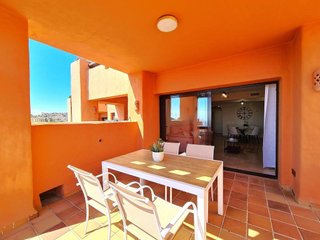 Piso en venta en Puerto de la Duquesa en Manilva