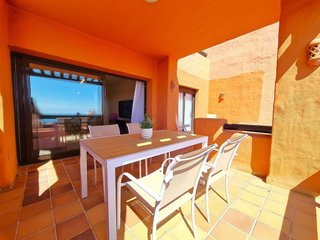 Piso en venta en Puerto de la Duquesa en Manilva